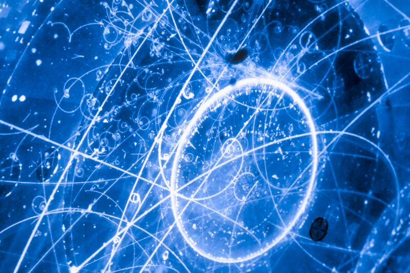 galleries/2011/12/26/scientific-advances-of-2011/scientific-advances-big-small-2011-gal-neutrinos_xzuqrq