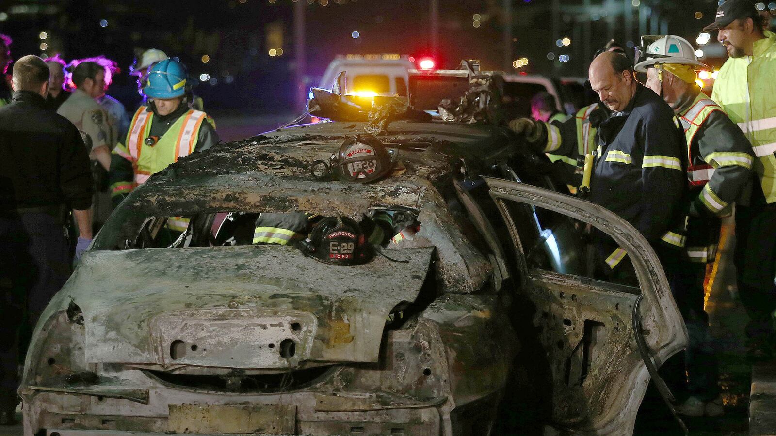 articles/2013/05/06/still-no-explanation-for-horrific-limo-fire/130506-Pelisek-Limo_Fire-tease_vrzxph