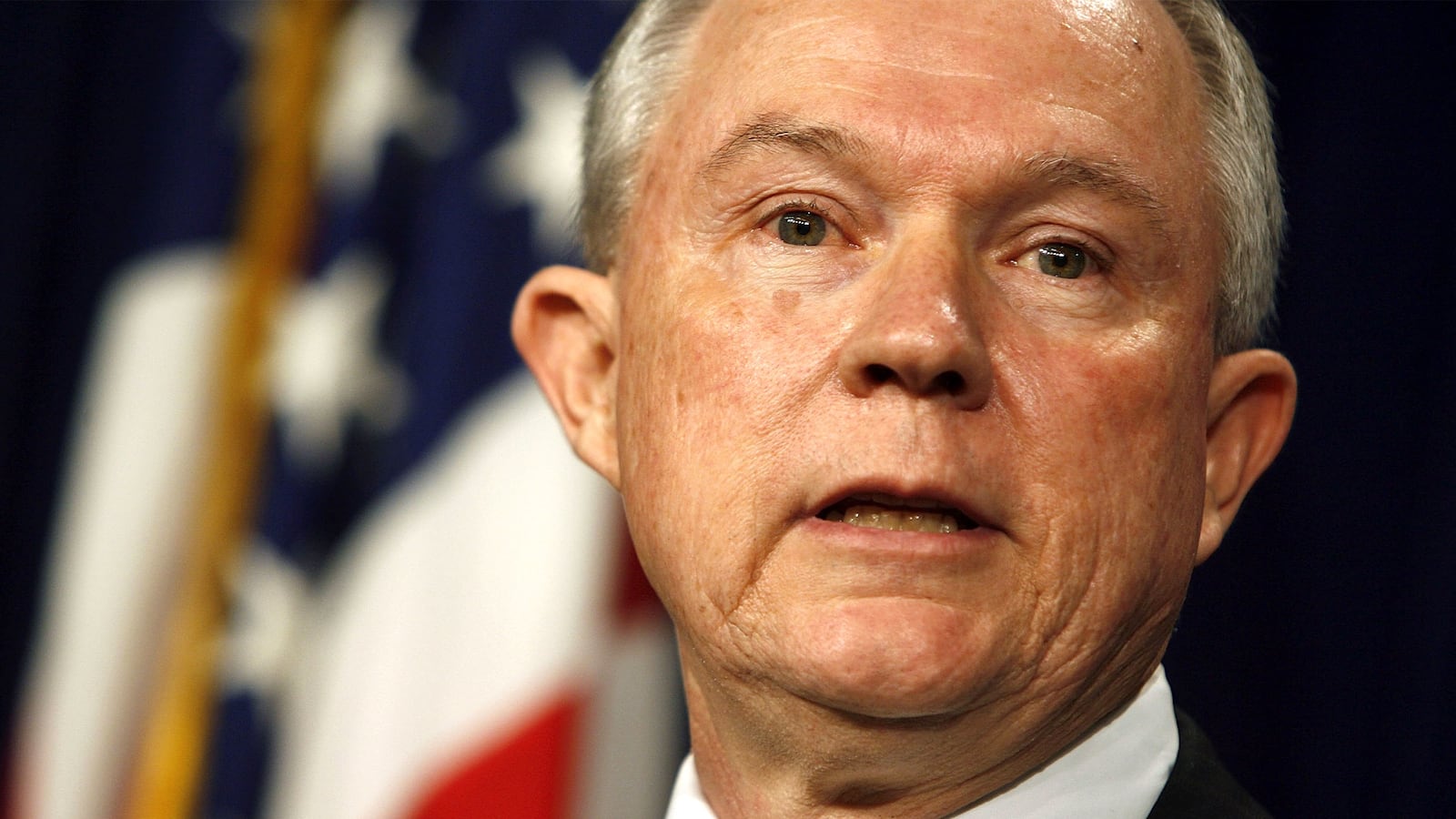 articles/2017/01/10/dems-aim-to-hobble-jeff-sessions/170109-woodruff-sessions-tease_eazbem