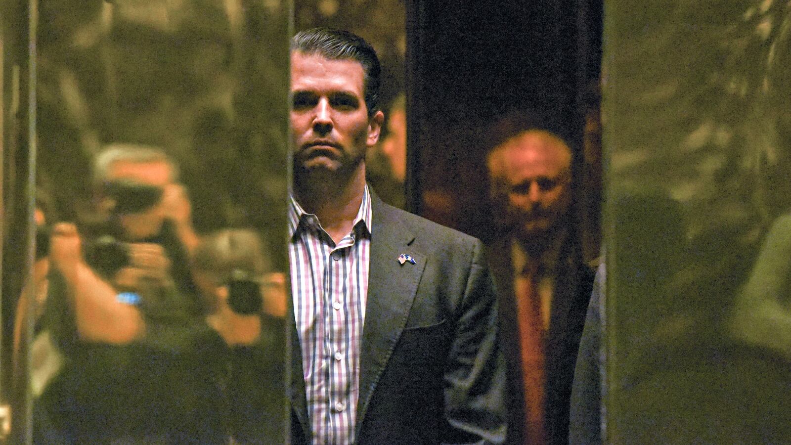 170714-trump-meeting-cheat_pjsx53