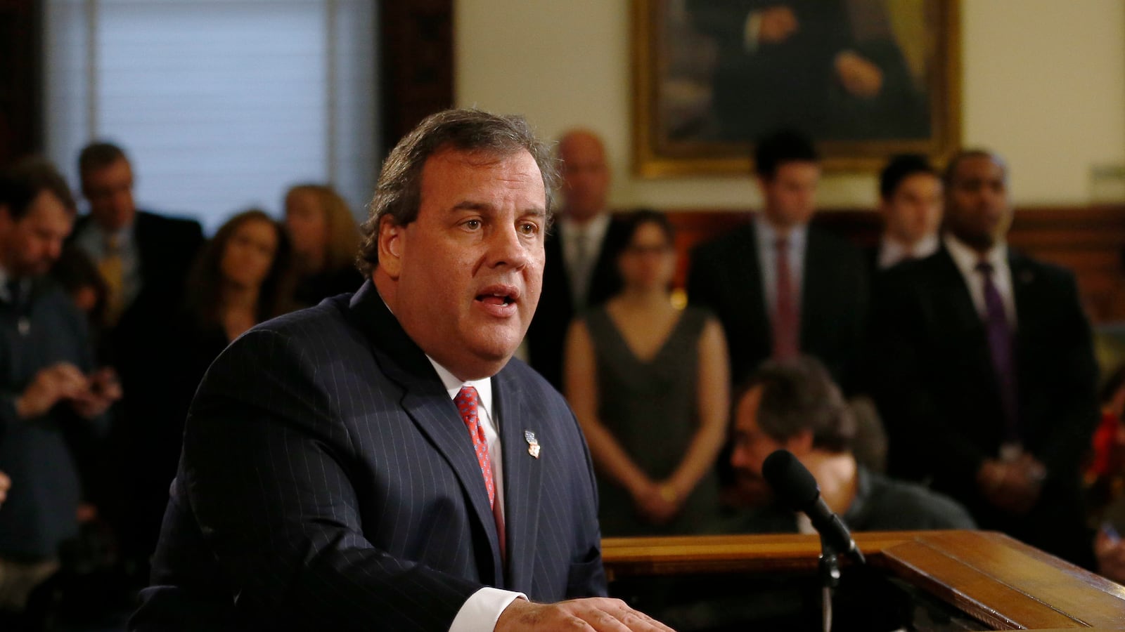 articles/2014/01/09/how-bridgegate-hurts-chris-christie/140109-chris-christie-bouie-tease_pz5u4b