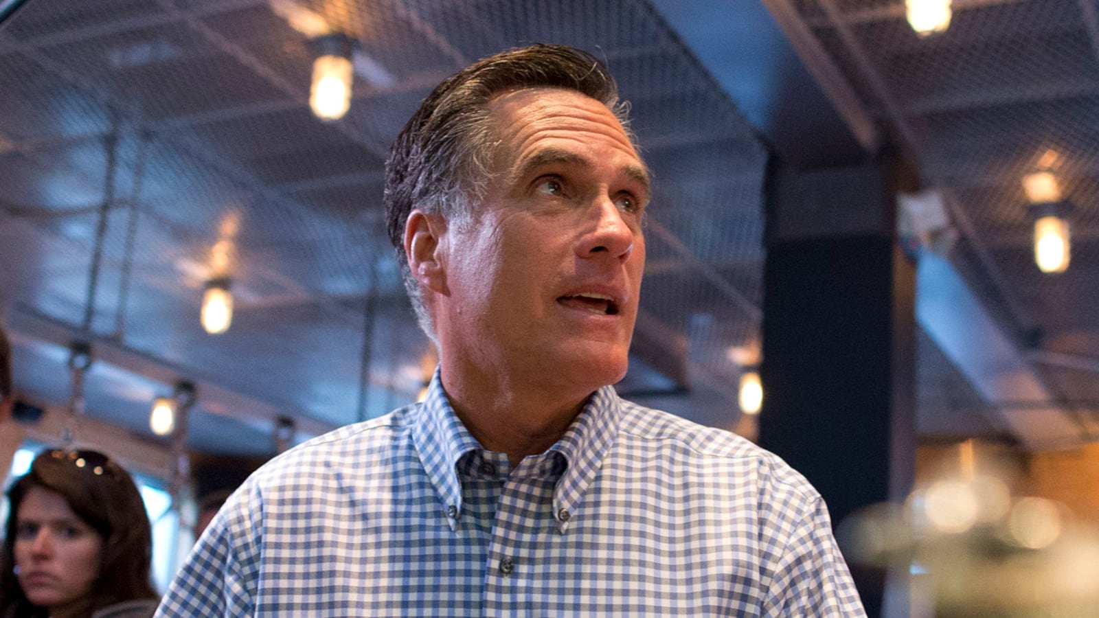 cheats/2012/10/24/report-romney-spray-tans/romney-third-debate-foreign-policy-cheat_o0egsy