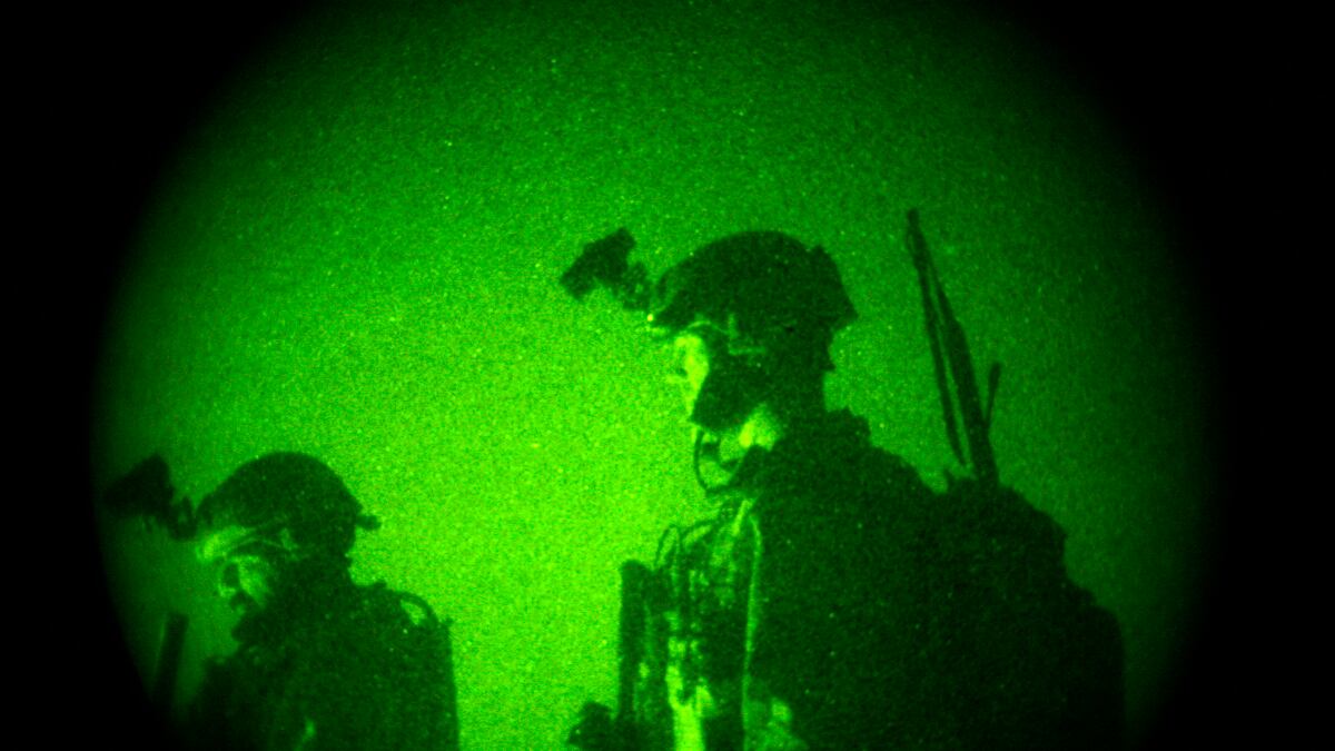 articles/2012/04/08/u-s-hands-over-night-raids-to-afghan-forces-with-possible-consequences/afghanistan-night-raids-moreau_d04ptv