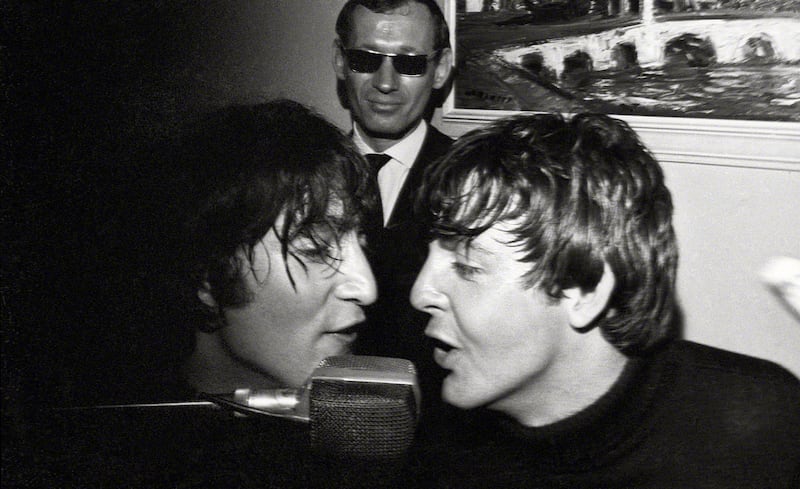 galleries/2013/03/27/the-beatles-never-been-seen-images-by-henry-grossman/henry-grossman-beatles-4_cwwjzu