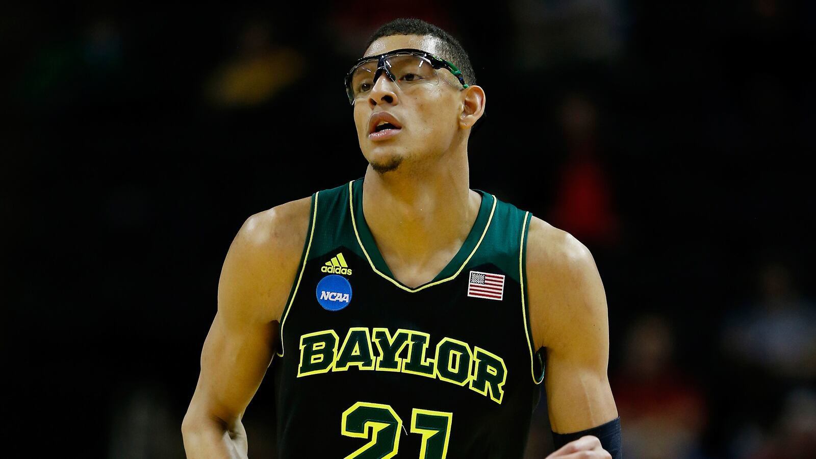 cheats/2014/06/22/gene-disorder-ends-nba-prospect-s-career/140623-isaiah-austin-cheat_ekvprb