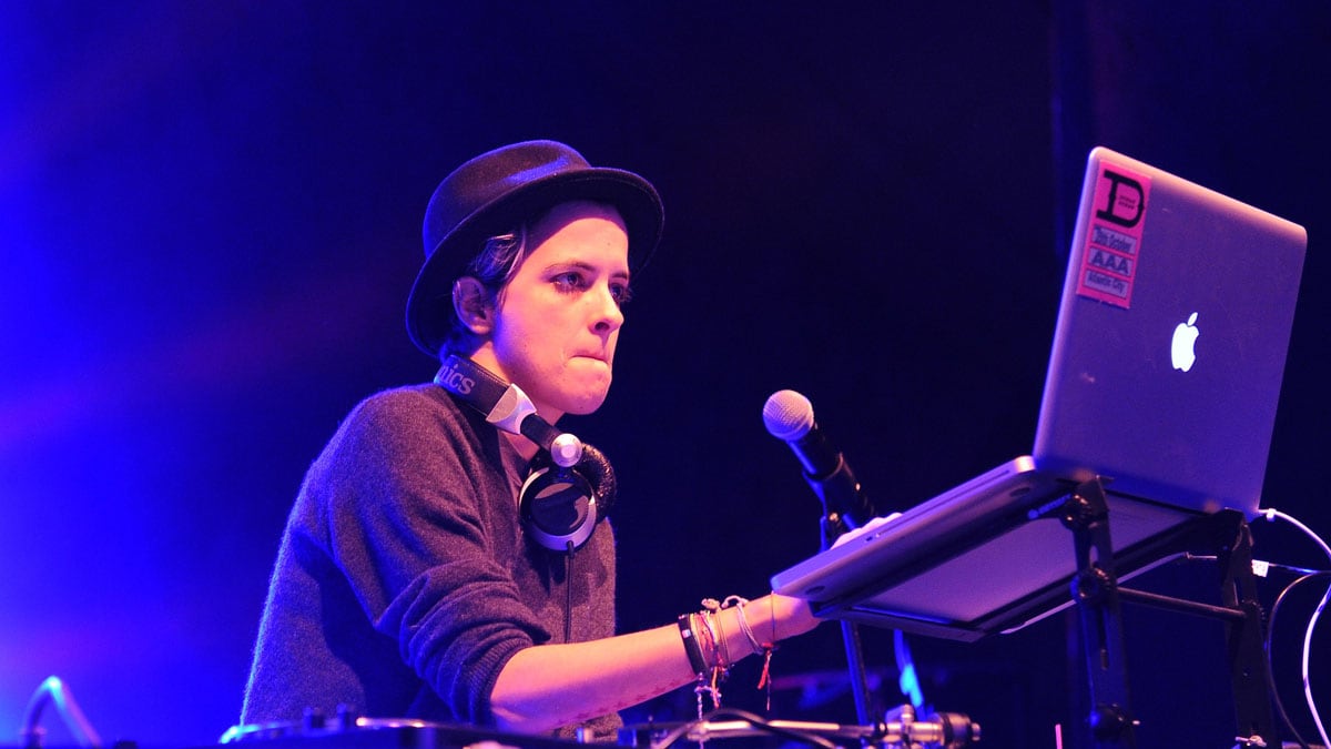 articles/2012/02/28/samantha-ronson-speaks-out-about-her-music-and-life-after-lindsay-lohan/sam-ronson-lee_tsi28r