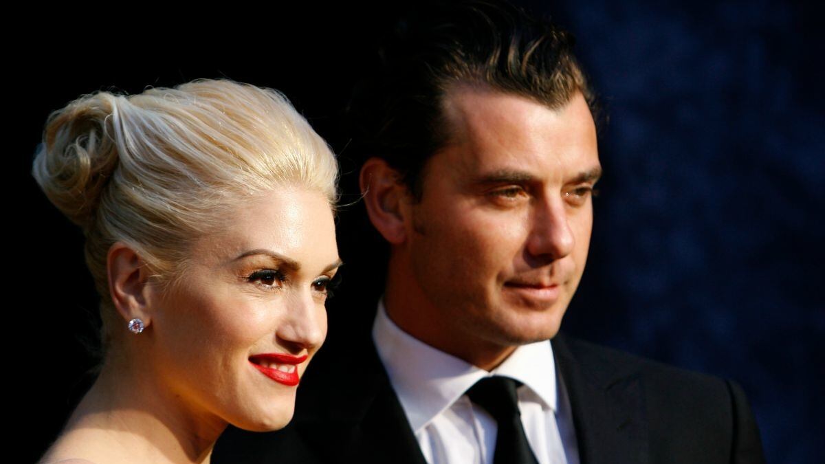 cheats/2015/08/03/gwen-stefani-files-for-divorce/150803-gwen-stefani_vdgan5