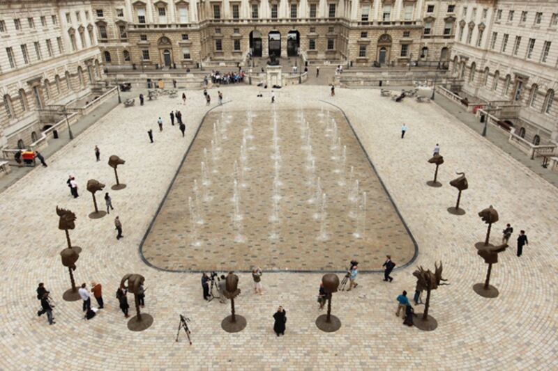 galleries/2011/06/22/chinese-artist-ai-weiwei-freed/ai-weiwei-released-prison-5_otkolk