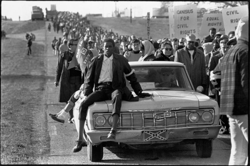 galleries/2009/11/05/bruce-davidson-five-decades/bruce-davidson-2_rwhulm