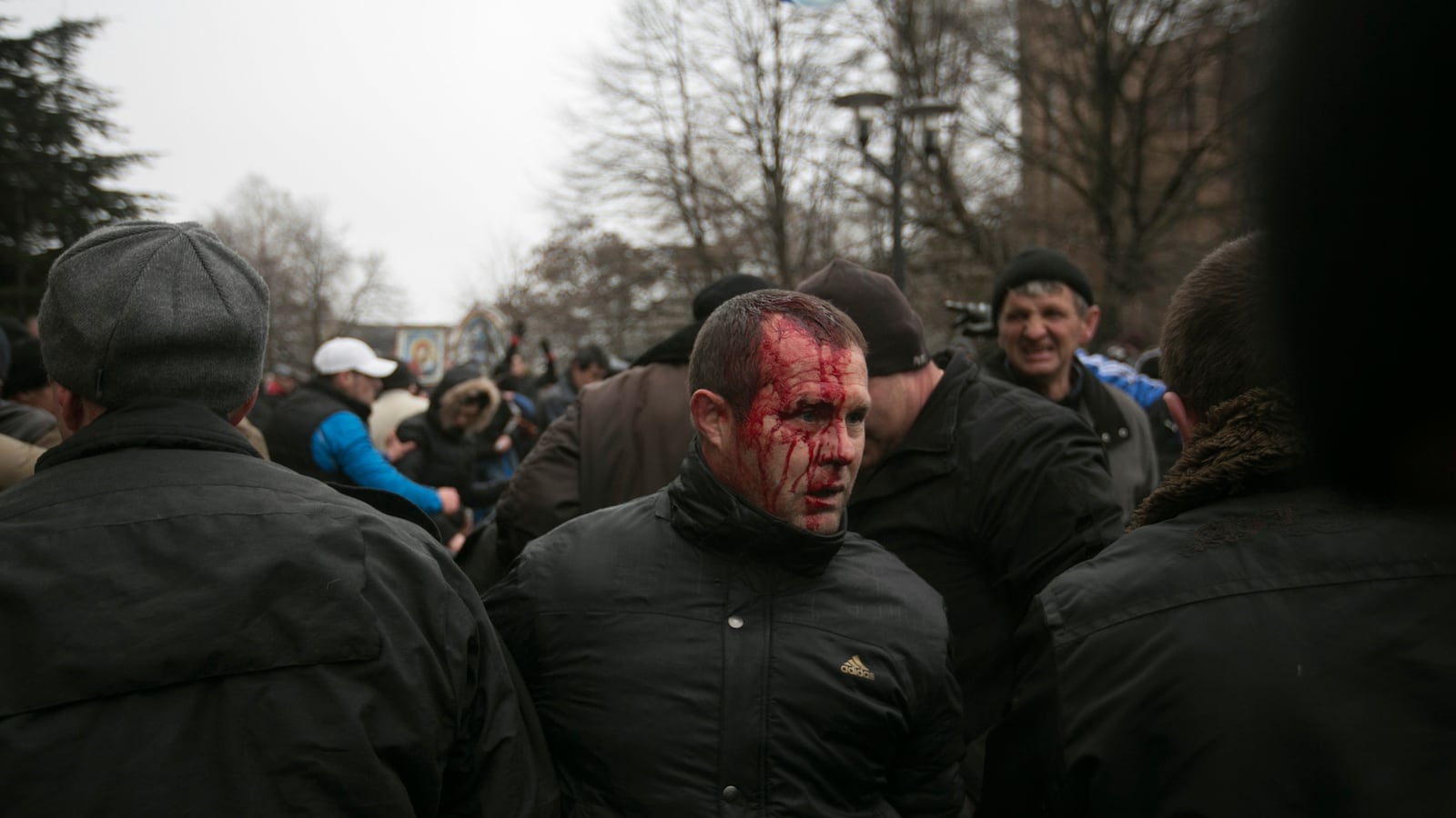 galleries/2014/02/28/crimea-in-chaos-and-crisis/140227-crimea-protest1_zci2wh