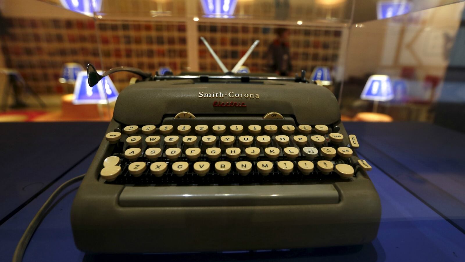 articles/2016/01/03/the-best-columns-of-2015/160103-avlon-columns-tease_ujovsm