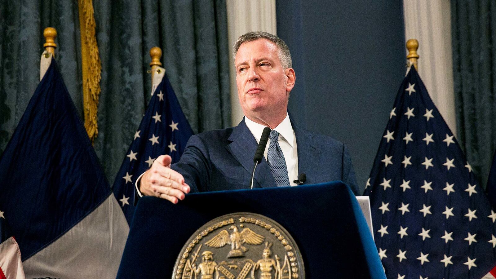 articles/2017/03/16/how-the-supreme-court-saved-bill-de-blasio-from-himself/170315-siegal-bill-diblasio-tease_sselkh