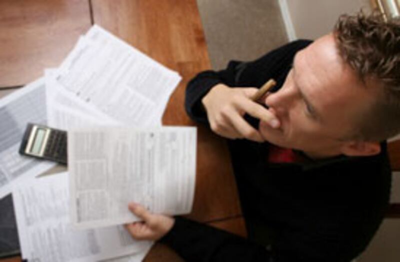 articles/2009/04/15/tax-day-rip-off/miller-taxes_22415_eupcel