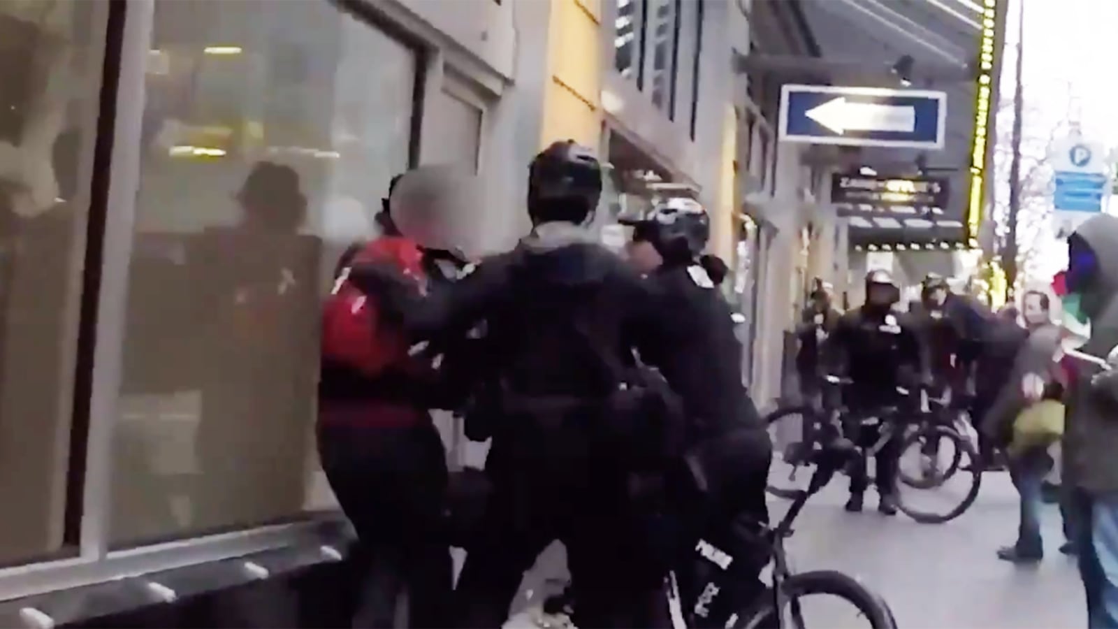 191216-Weill-Seattle-Bike-tease_yvjr6g