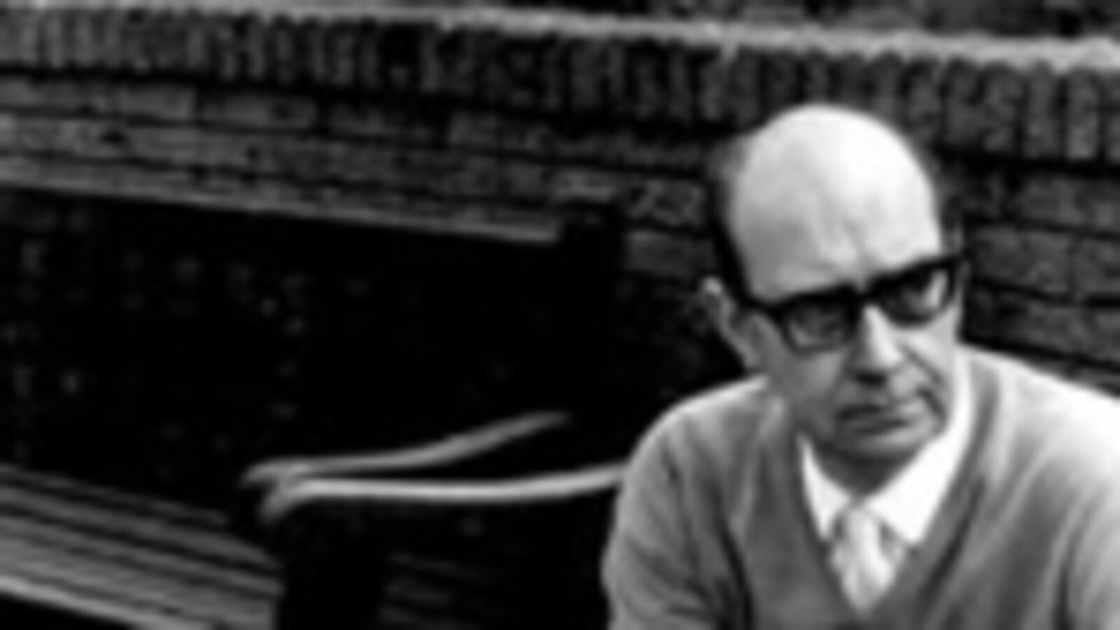 articles/2010/11/24/philip-larkin-ireland-and-more-from-the-tls/book-cover---stothard-brit-lit-1124---larkin_wzkuxs