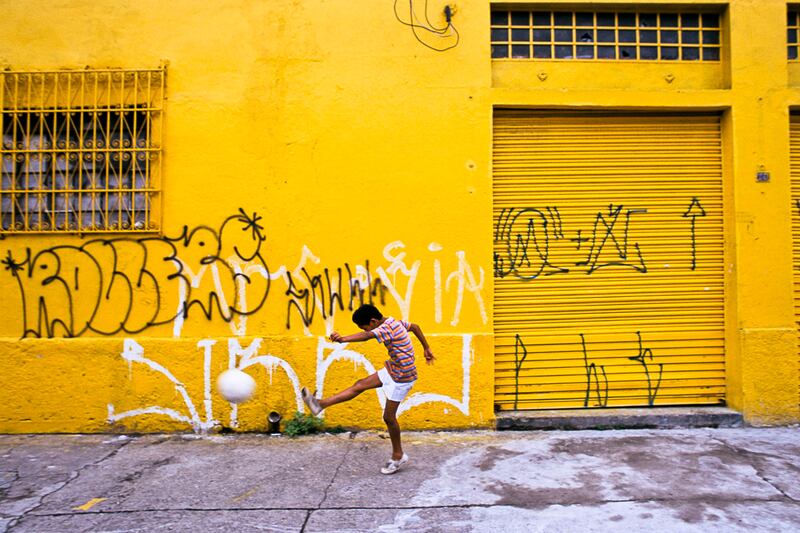 galleries/2014/06/06/goooaaal-soccer-obsession-around-brazil-photos/140606-brazil-soccer11_x0rbls