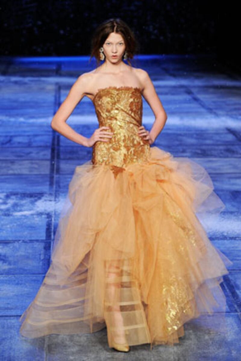 galleries/2010/02/18/fashion-week-day-8/fashion-week-wrap-6---isaac-mizrahi_wqacej