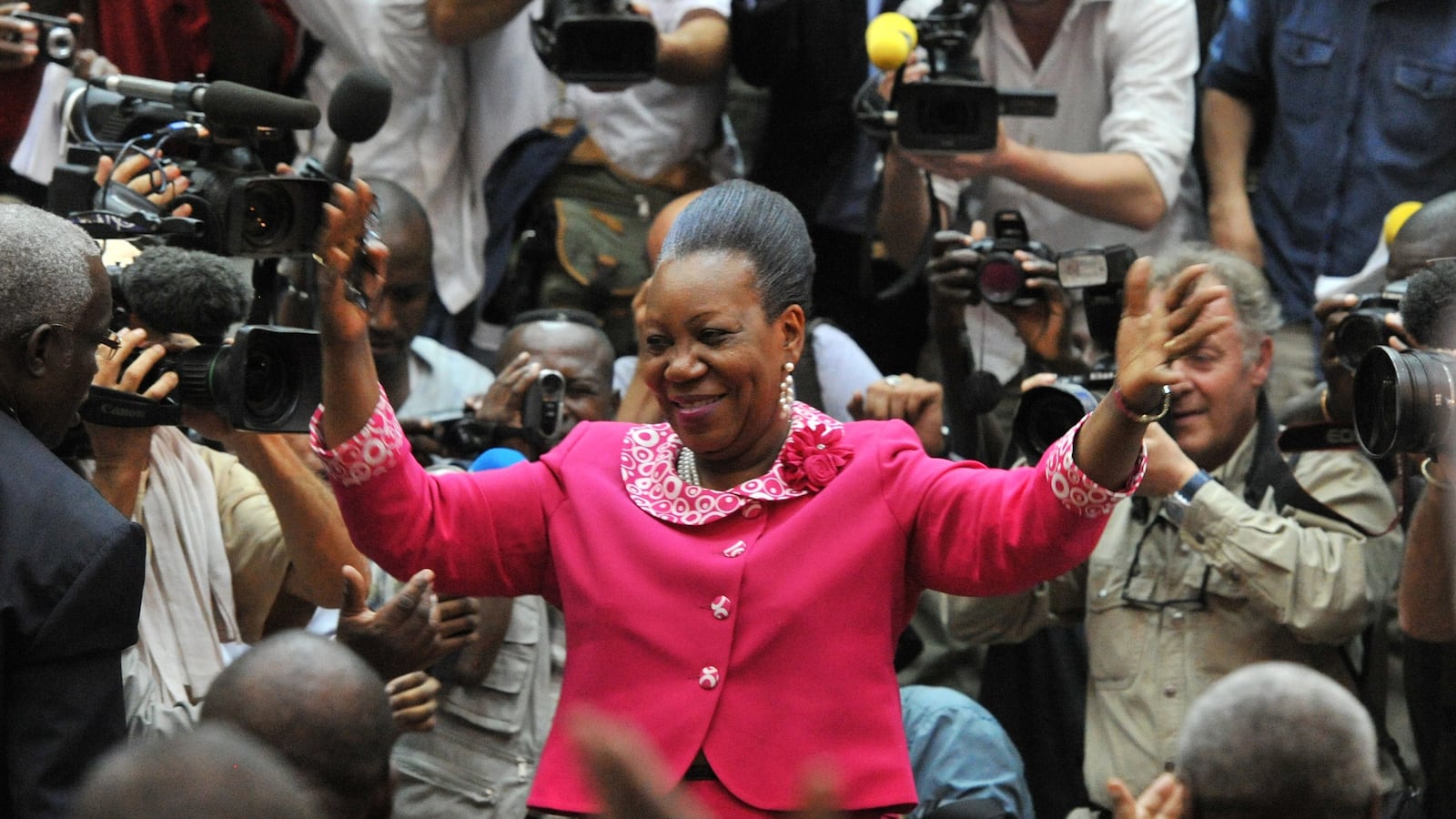 cheats/2014/01/21/1st-female-prez-for-african-nation/140121-catherine-samba-panza-cheat_drez7r