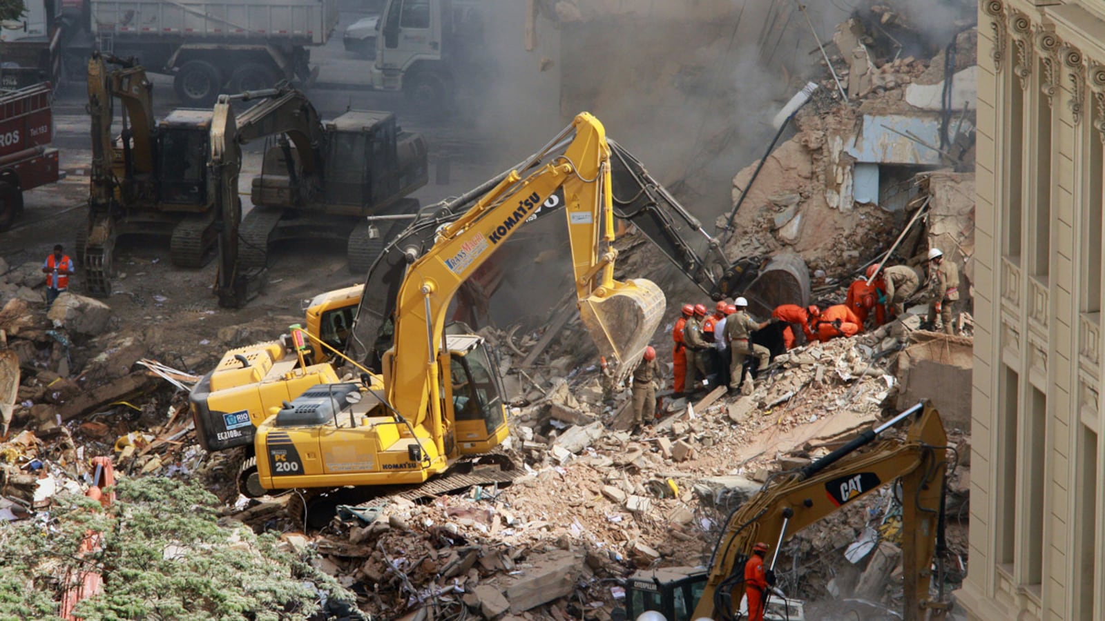 articles/2012/01/28/brazil-fumbles-on-its-way-to-the-world-cup/brazil-world-cup-margolis_jyruhu