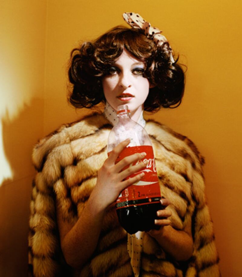 galleries/2010/01/12/alex-prager-the-living-dollhouse/alex-prager-12_gqpqdu