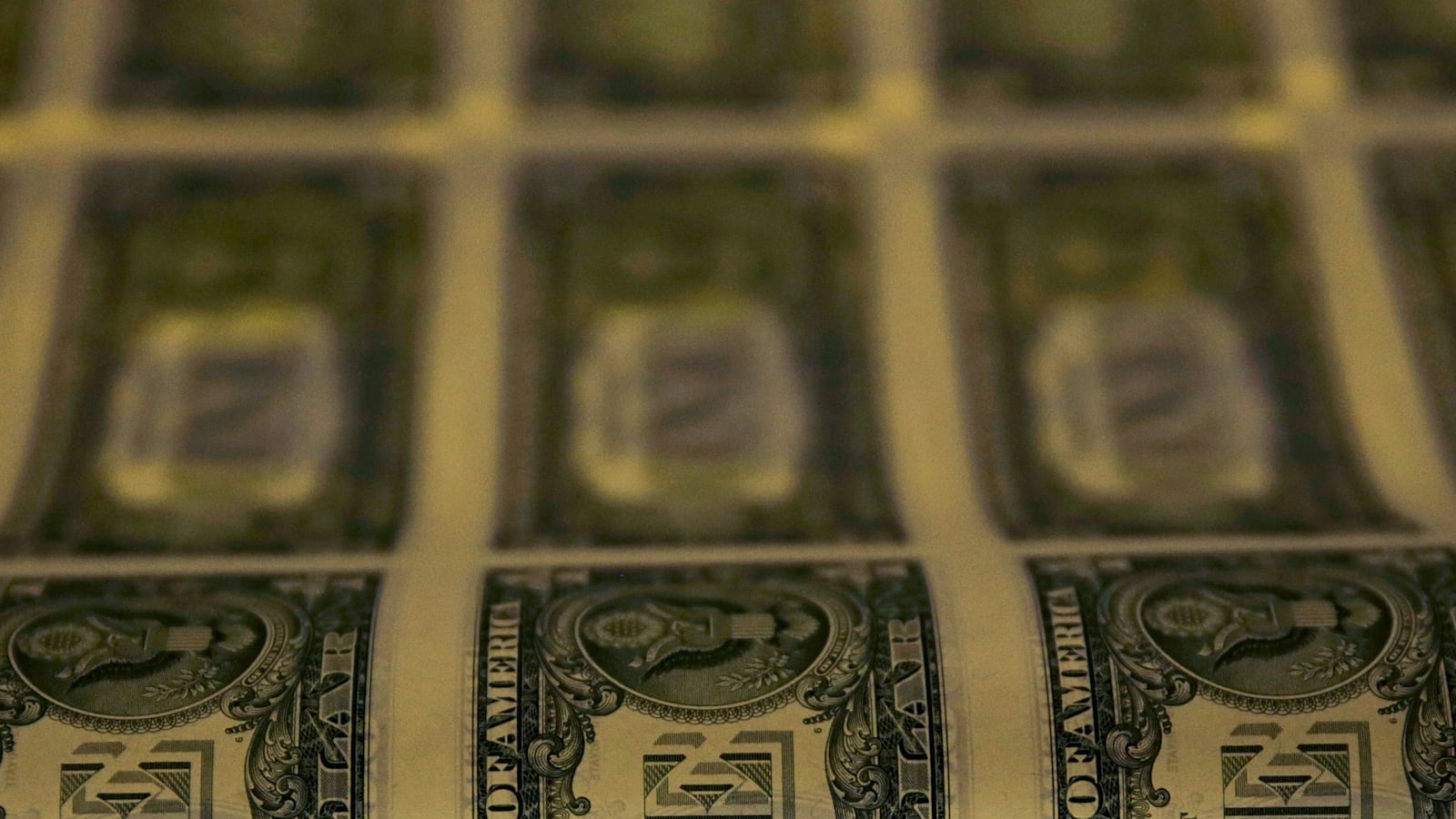 cheats/2015/07/22/ss-disability-fund-to-run-dry-in-2016/150722-social-security-cheat_lz2omh