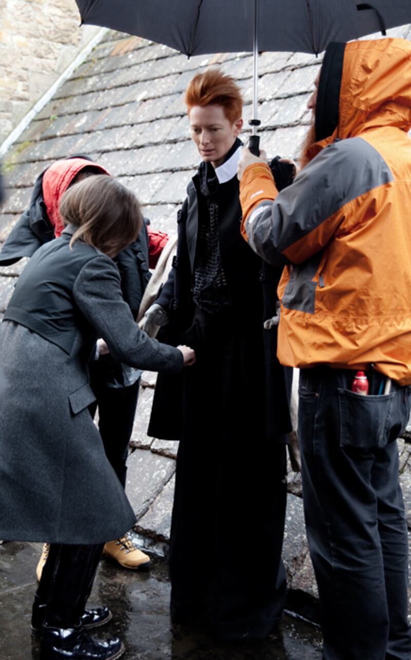 galleries/2010/09/21/tilda-swinton-uncensored/tilda-swinton-2-1_sxu1l6