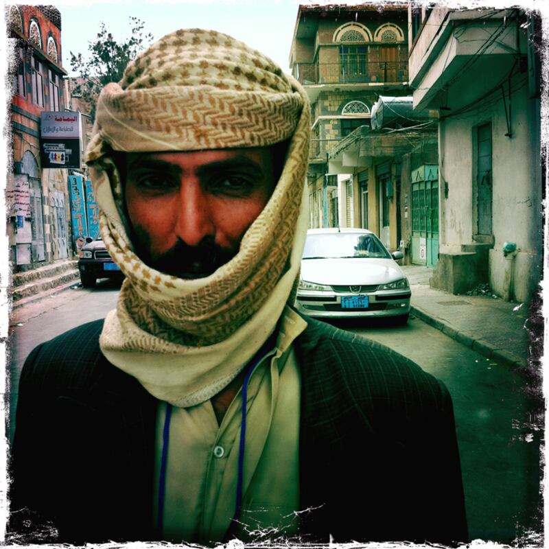 galleries/2011/04/01/yemen-photos-from-sana-a-by-karim-ben-khelifa/yemen-5_k9lfsw