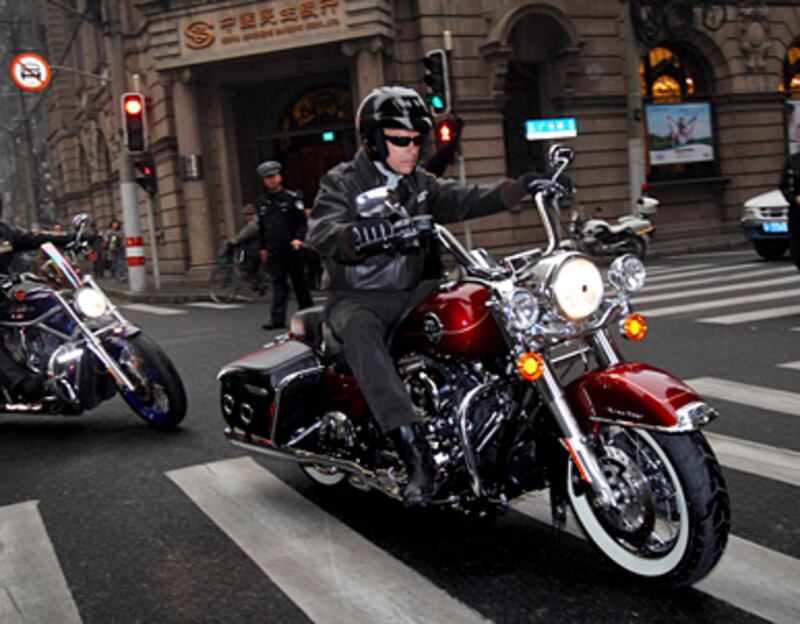 articles/2011/04/15/jon-huntsman-for-president-2012-the-only-cool-republican-candidate/coppins-huntsman-cool_rm7qbt