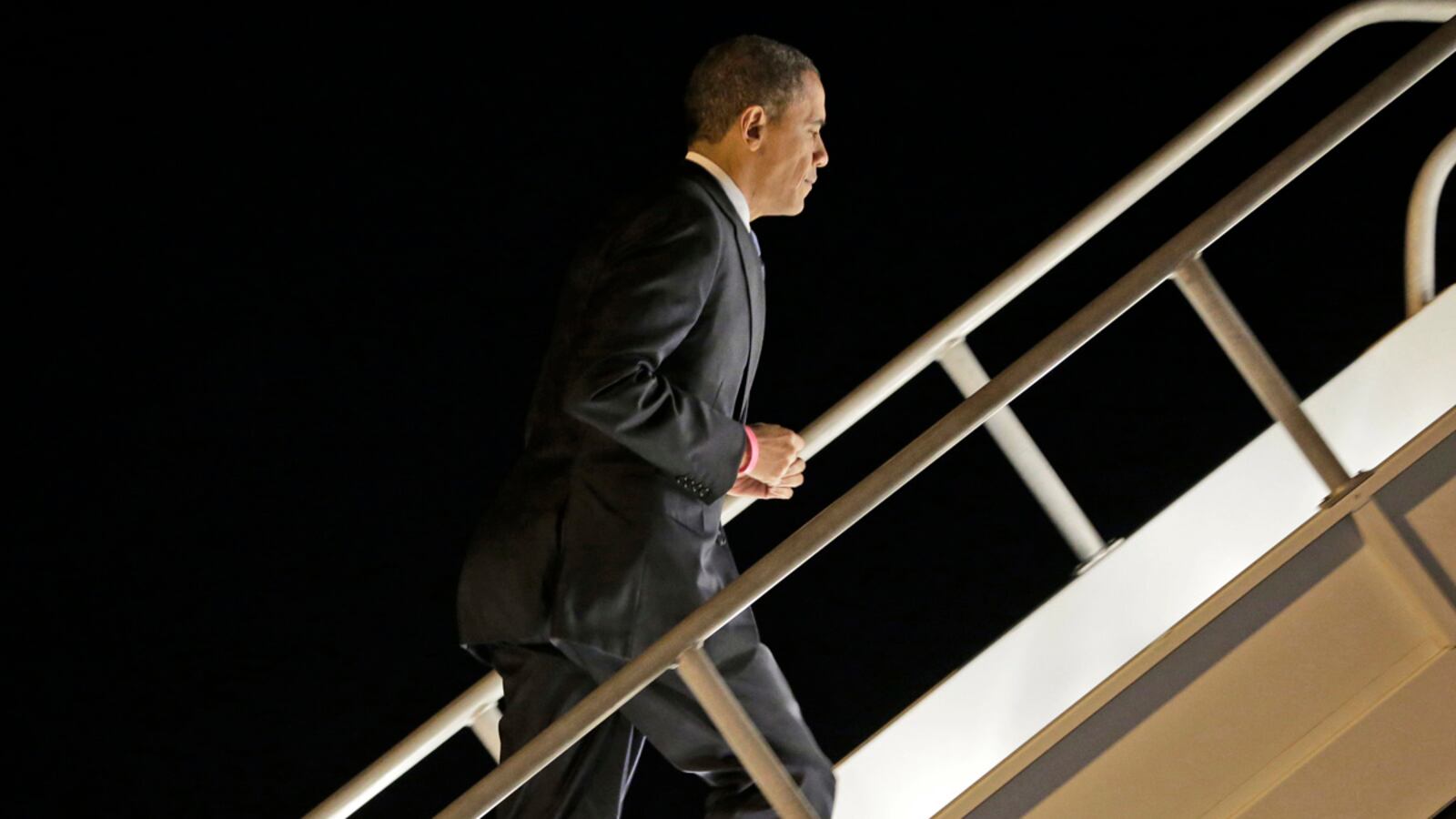 cheats/2012/10/25/obama-hints-romney-s-a-bulls-ter/obama-national-journal-interview-cheat_zvx1tt