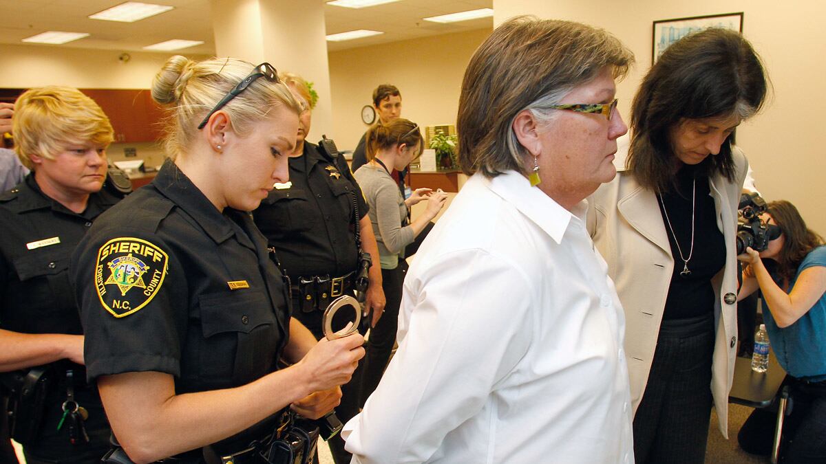 cheats/2012/05/10/lesbian-seeking-marriage-arrested/gay-marriage-protest-arrests-cheat_gpqb4g