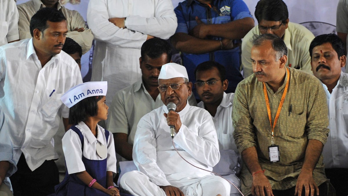 cheats/2011/12/28/indian-activist-ends-hunger-strike/anna-hazare-ends-fast-cheat_k5rwwm