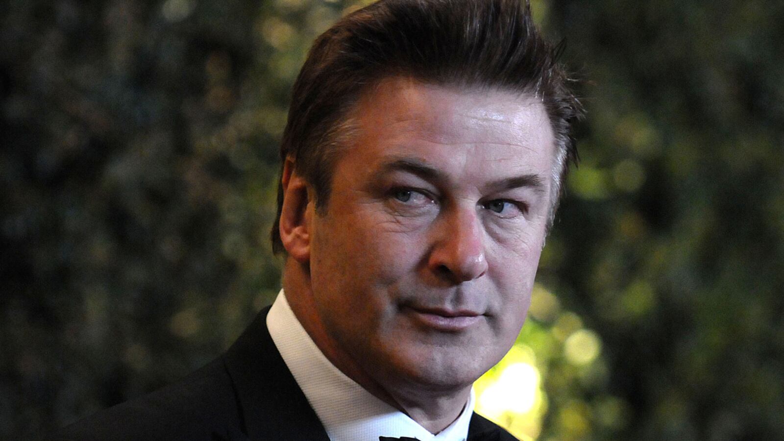 cheats/2013/08/08/msnbc-taps-baldwin-to-host/alec-baldwin-feuds_itm85p