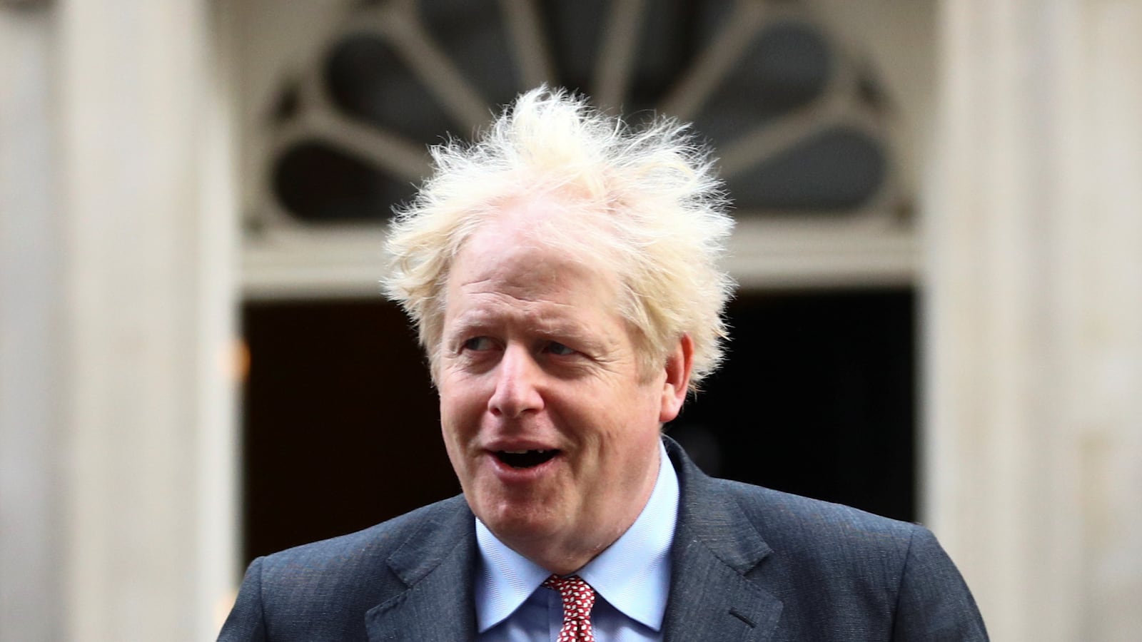 2020-09-30T084158Z_573646700_RC2W8J9I7IL5_RTRMADP_3_HEALTH-CORONAVIRUS-BRITAIN-CABINET_nerimi