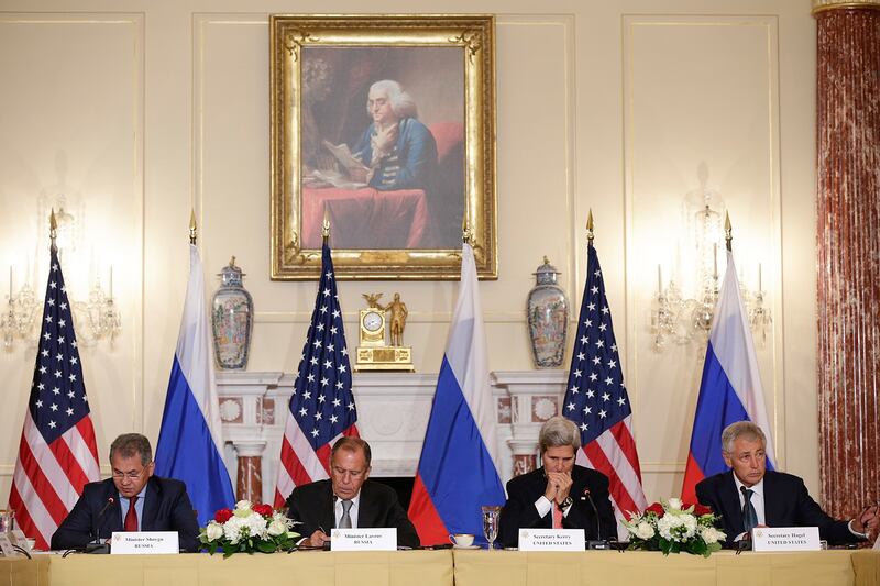 articles/2013/08/09/snowden-who-u-s-and-russian-officials-say-nsa-leaker-not-part-of-2-2-meetings/130809-russia-rogin-tease_yfvabr