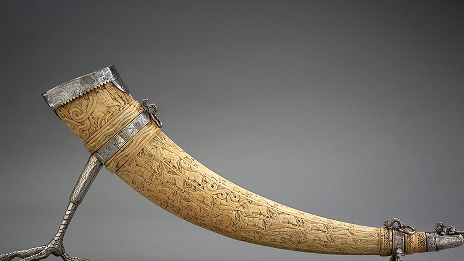 articles/2014/09/16/inside-america-s-first-islamic-art-museum/140915-govani-museum-tease_nh9zqw