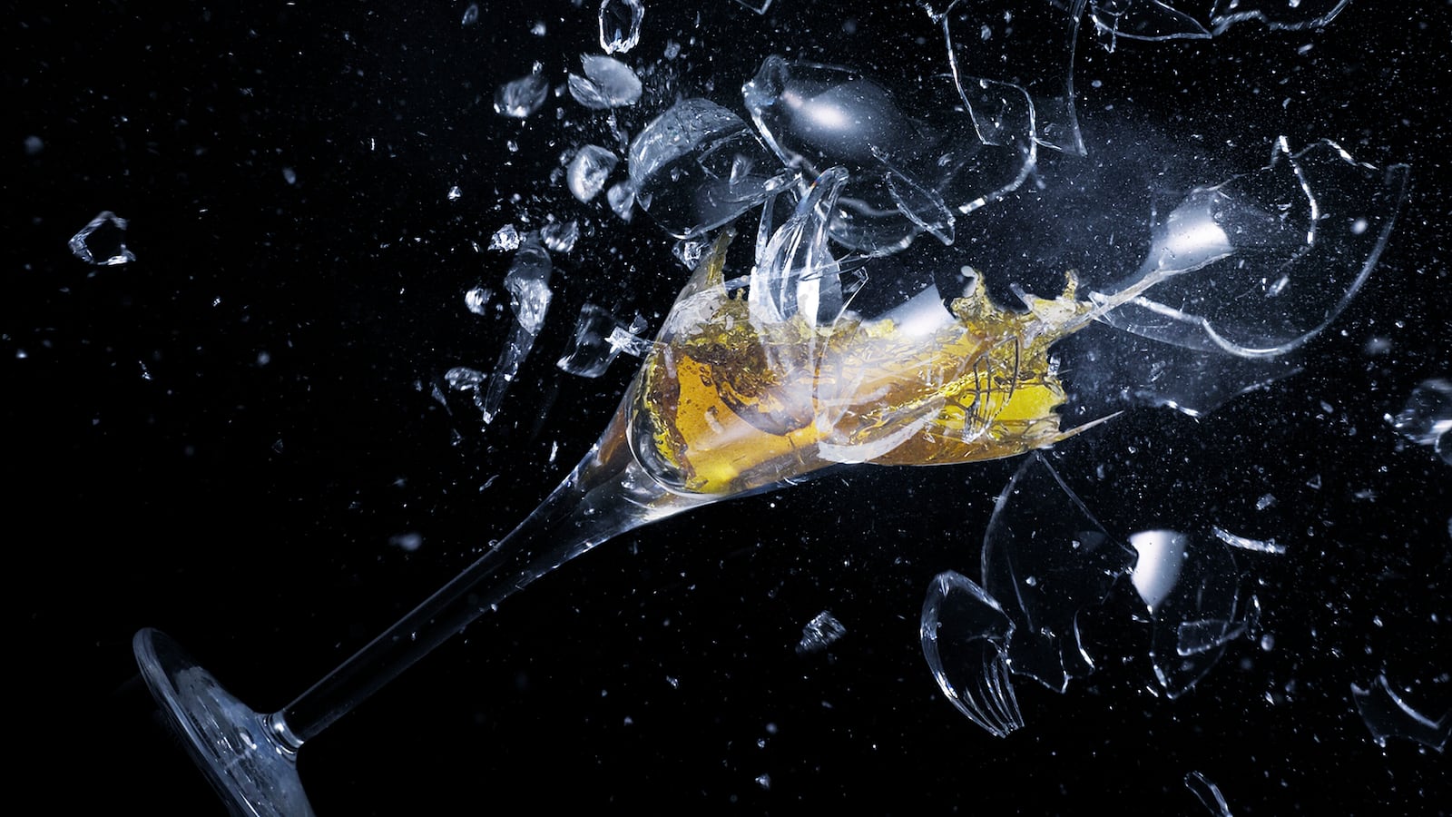 180208-rothbaum-cocktail-myths-tease_beygww