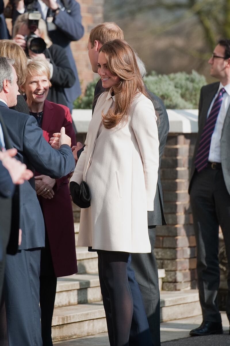 articles/2013/03/19/kate-middleton-baby-bump-special/130319-kate-bump-embed_gm9xfs