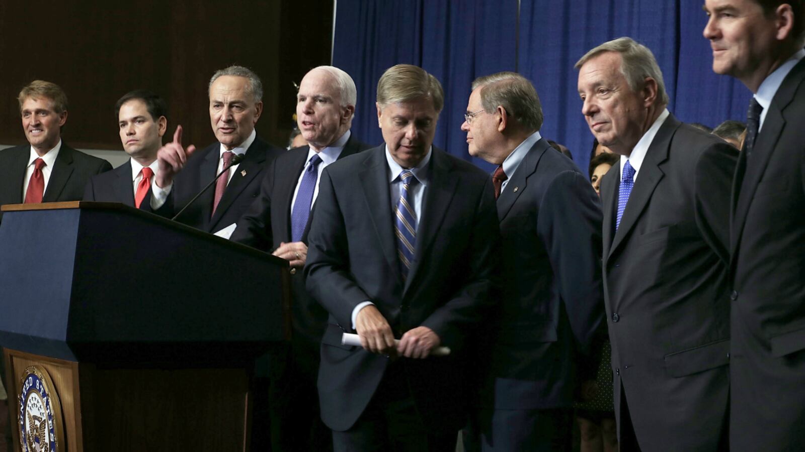 cheats/2013/06/24/senate-adopts-stronger-border-security-measures/immigration-senate-vote-cheat_jyezfn