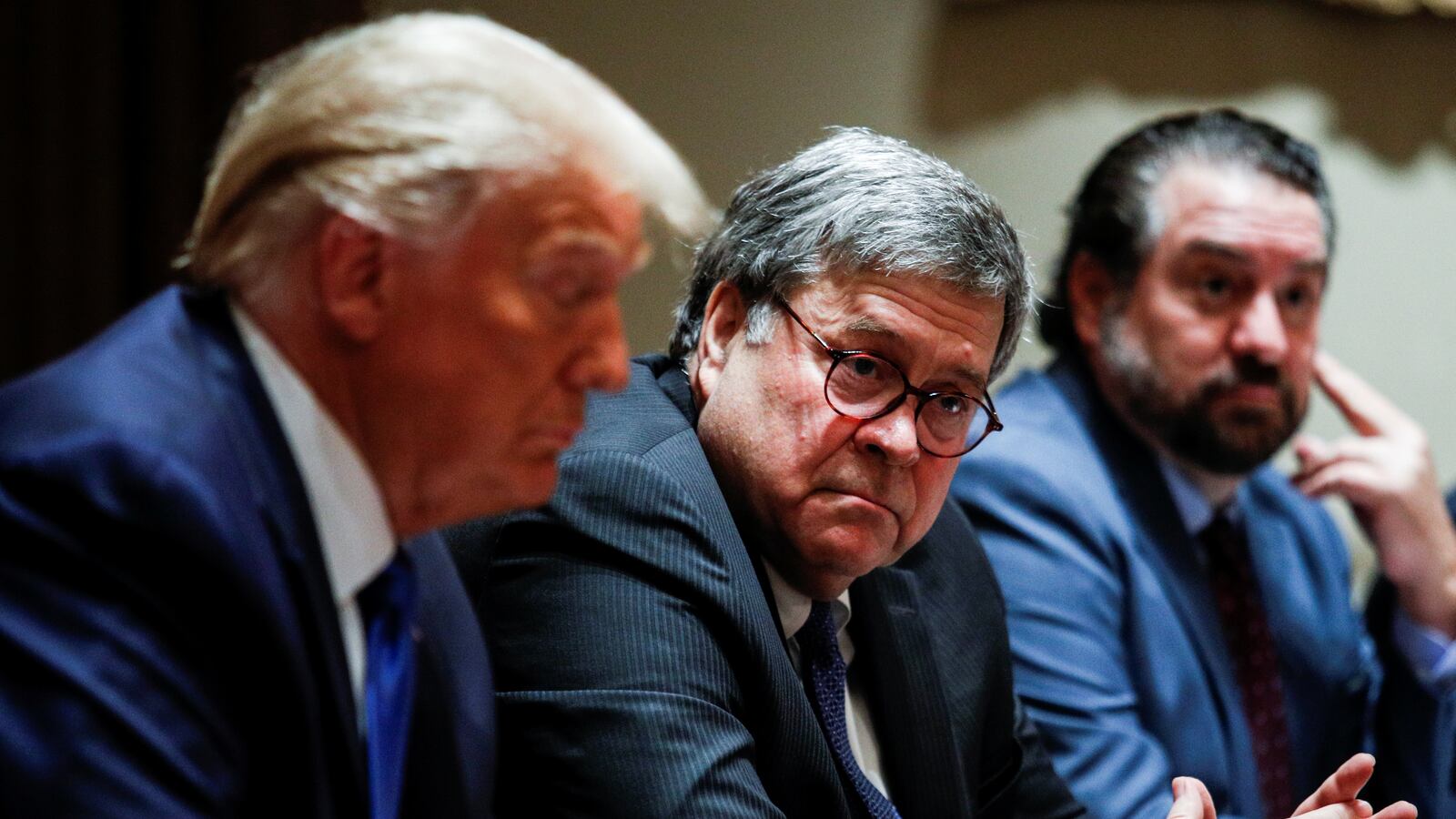 2020-09-23T192757Z_2096309409_RC2J4J93JPHN_RTRMADP_3_USA-TRUMP_ttknqe