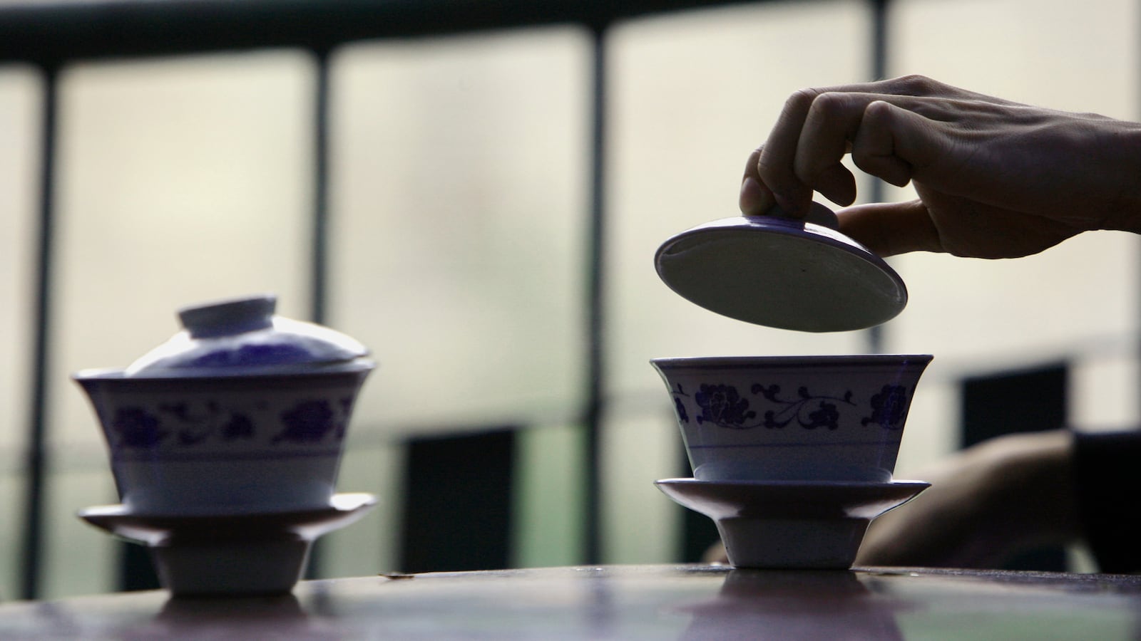 2007-09-10T120000Z_1185829123_GM1DWCUYKDAA_RTRMADP_3_CHINA_dfxvdv