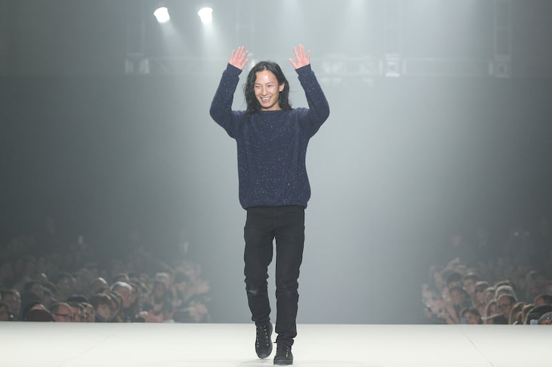 articles/2014/01/15/alexander-wang-moves-nyfw-show-to-brooklyn-jonathan-saunders-to-consult-for-paul-smith/130214-fashion-cheat-sheet_rl8kdh