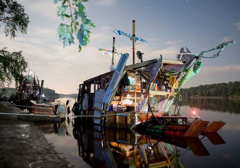 galleries/2009/06/04/swoon-s-swimming-cities/swoon-3_p00nld