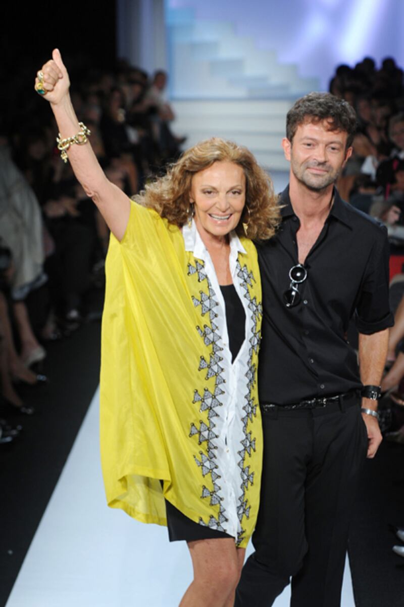 galleries/2010/09/12/n-y-fashion-week-day-4/fashion-week-day-4---dvf_fce267