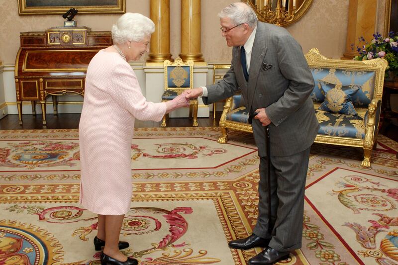 articles/2013/03/18/tragedy-as-david-hockney-s-23-y-o-assistant-dies-taken-to-hospital-from-artist-s-home/hockney_keqlyj