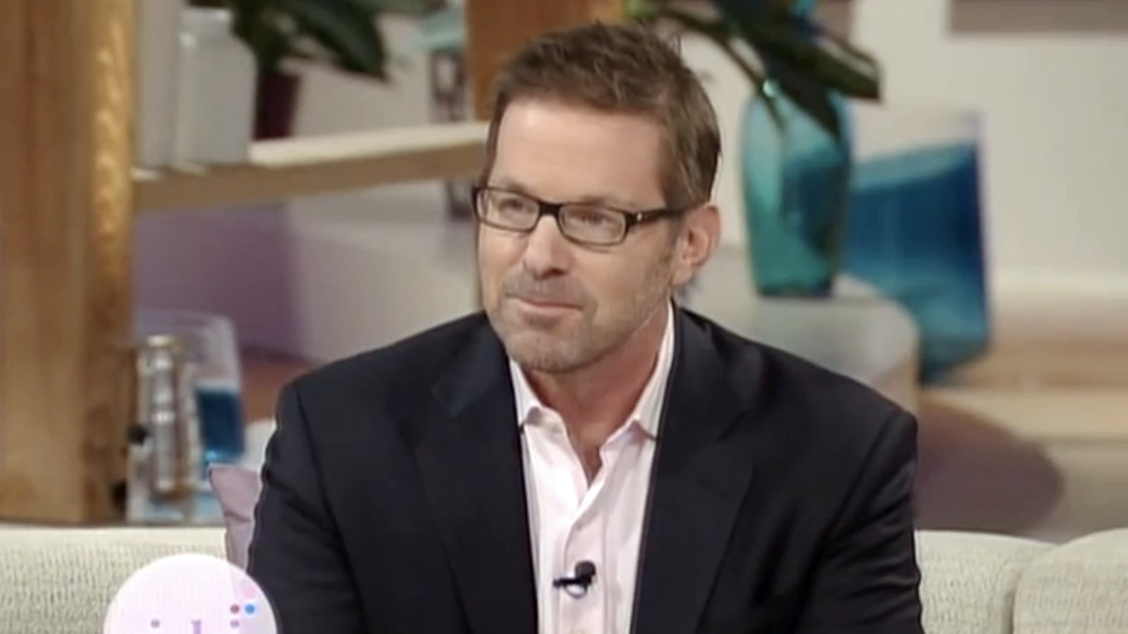 articles/2013/08/12/porn-professor-hugo-schwyzer-comes-clean-about-his-twitter-meltdown-and-life-as-a-fraud/130811-hugo-schwyzer-abowitz-tease_slamxz