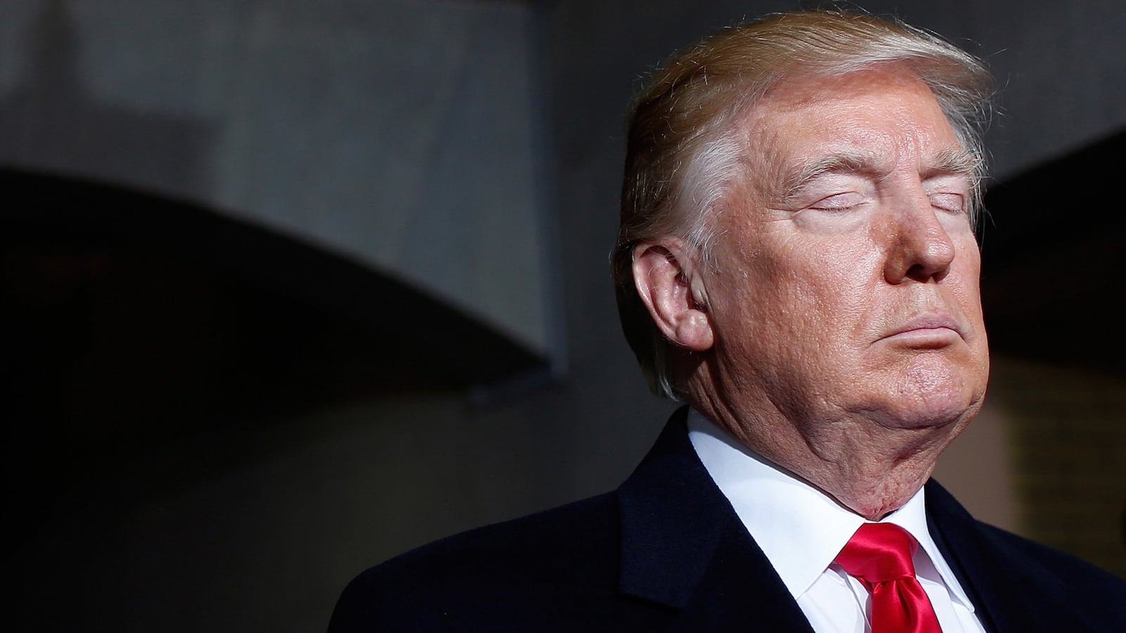 171214-clift-trump-tease_gllnjs