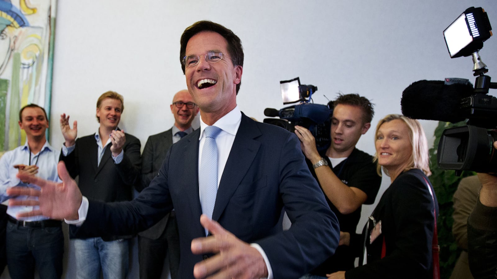 cheats/2012/09/13/pro-europe-party-wins-dutch-vote/dutch-centrist-pm-election-cheat_xjsnez