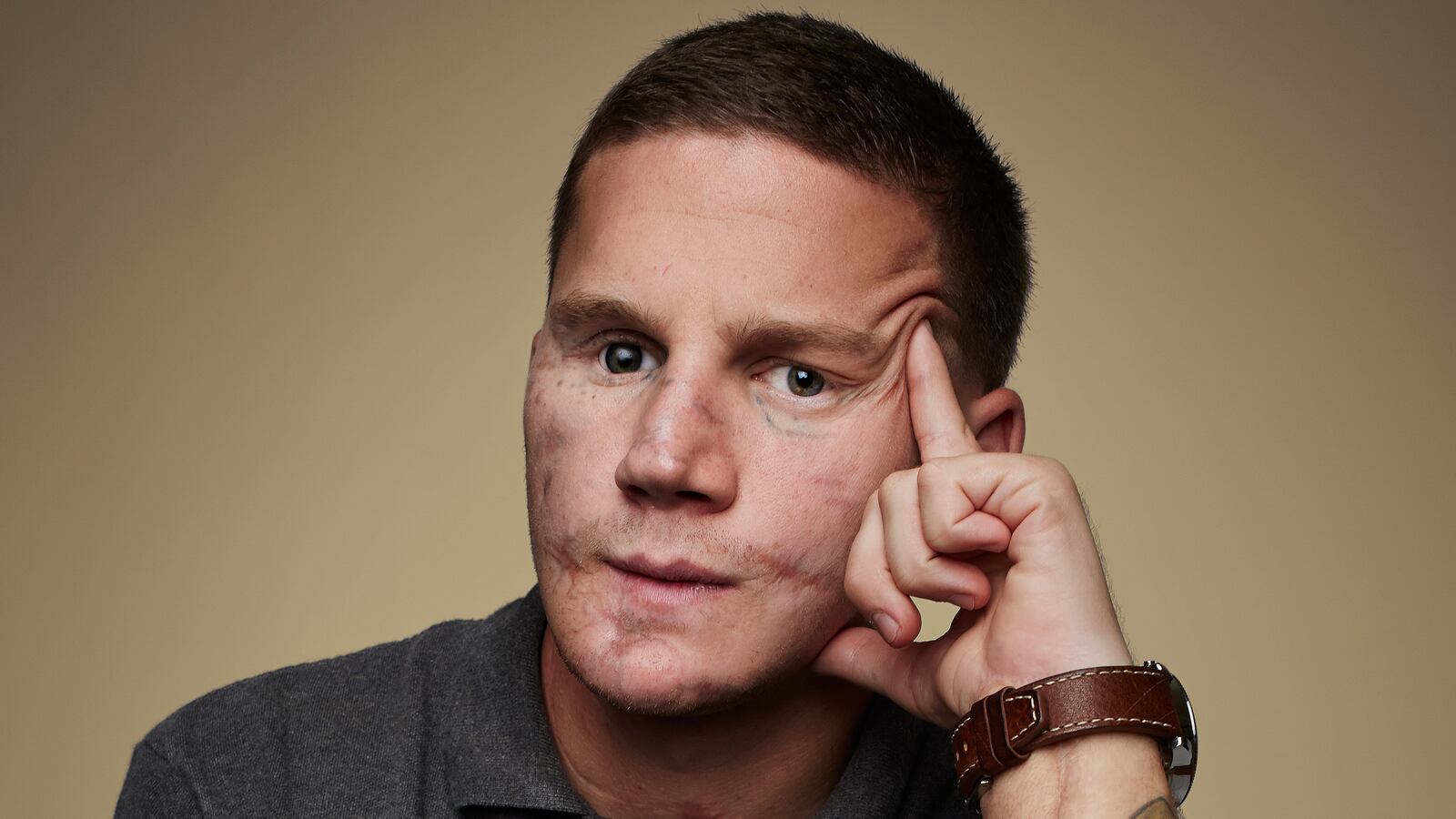 articles/2014/03/18/marine-kyle-carpenter-to-receive-the-medal-of-honor/140317-siegel-carpenter-tease_iwnh0r