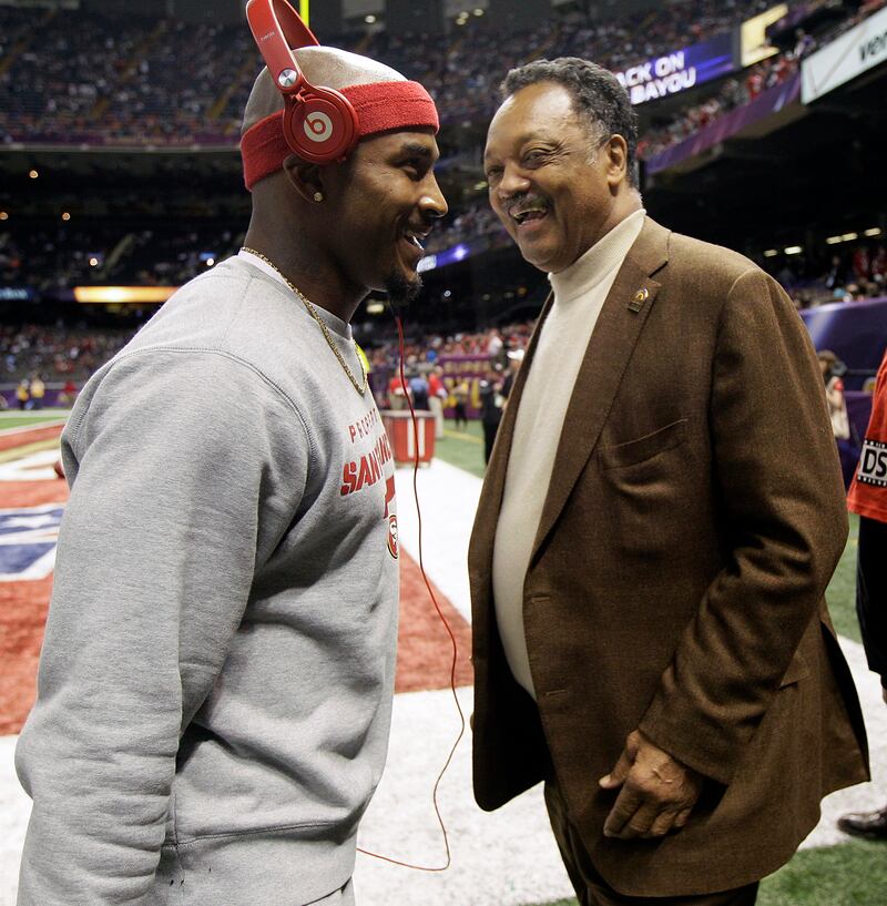 galleries/2013/02/04/katharine-mcphee-jennifer-hudson-more-celebrities-at-super-bowl-xlvii-photos/130203-super-bowl-stars-jesse-jackson_fbbt8v