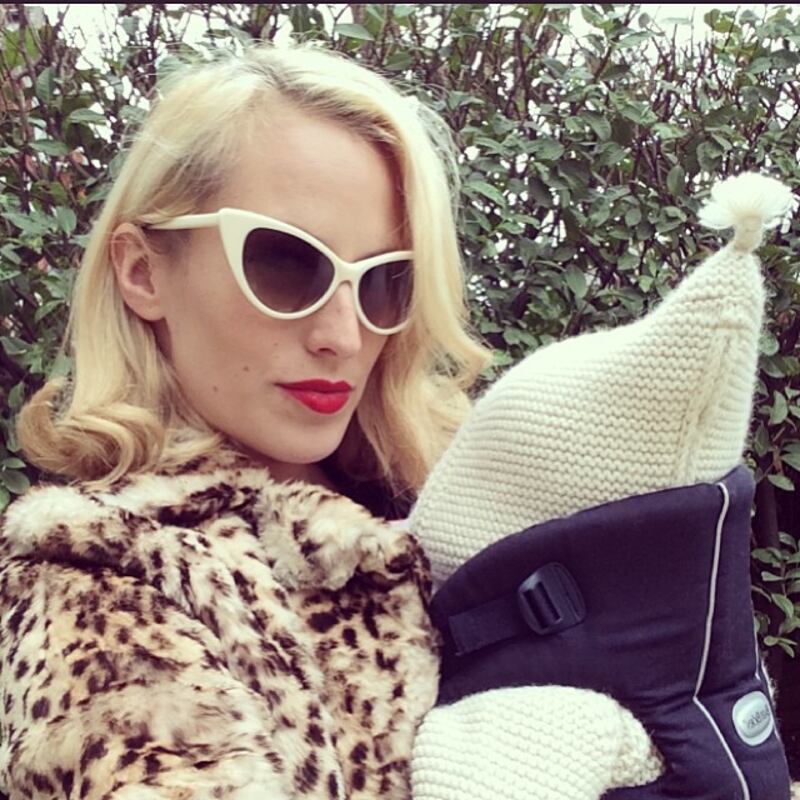 galleries/2014/01/25/from-karlie-kloss-to-kim-kardashian-the-11-best-fashion-instagrams/140125-fashion-intagrams-charlotte-olympia_swoghk